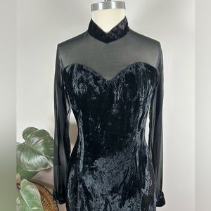 Vintage 80’s Black Velvet Velour Sheer Sweetheart Mini Party Dress